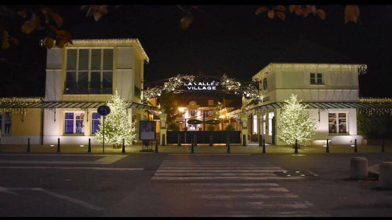 Studio A 1 Kilometre De Disneyland Paris Montévrain Exterior photo